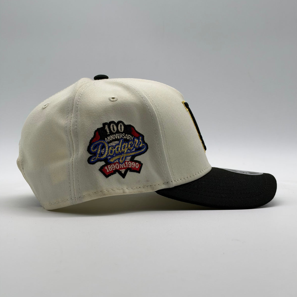 LA CREAM BLACK 9forty