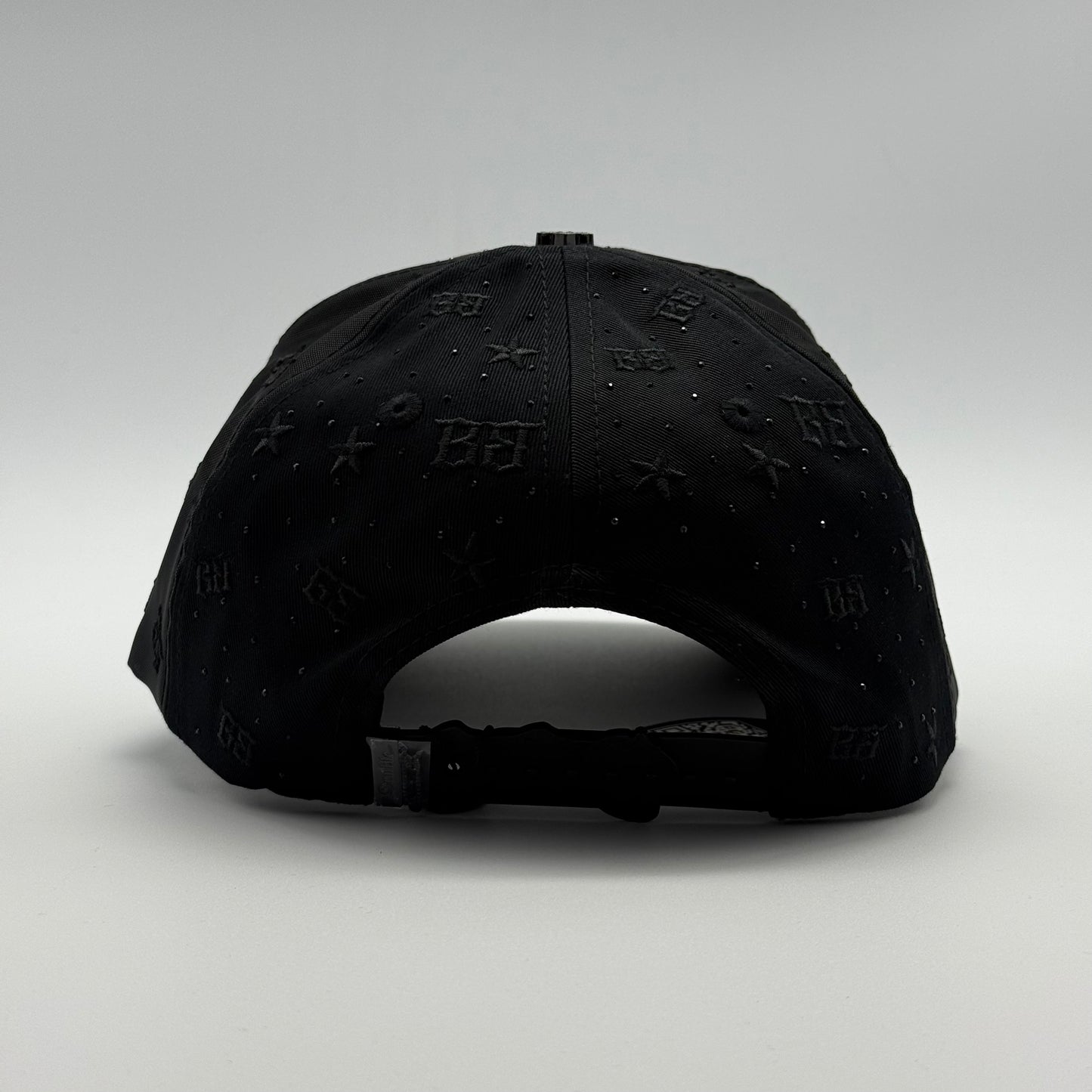 STAR BLACK