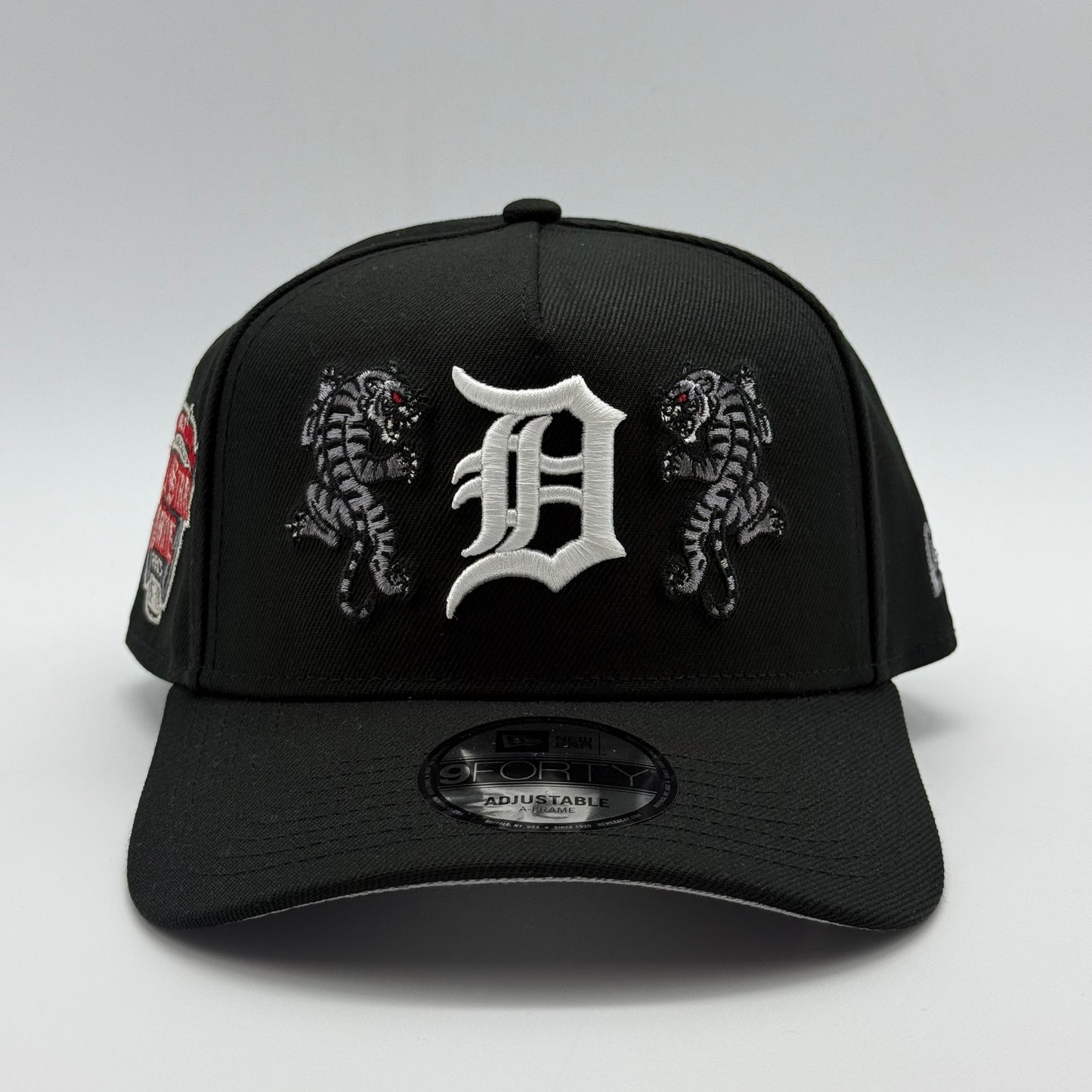 DETROIT TIGERS